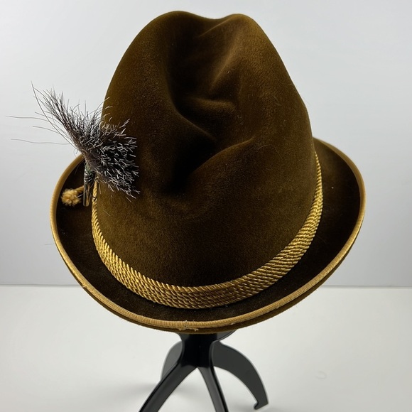 VINTAGE Dobbs Brown Velvet Game Bird Fedora Hat - Picture 5 of 8